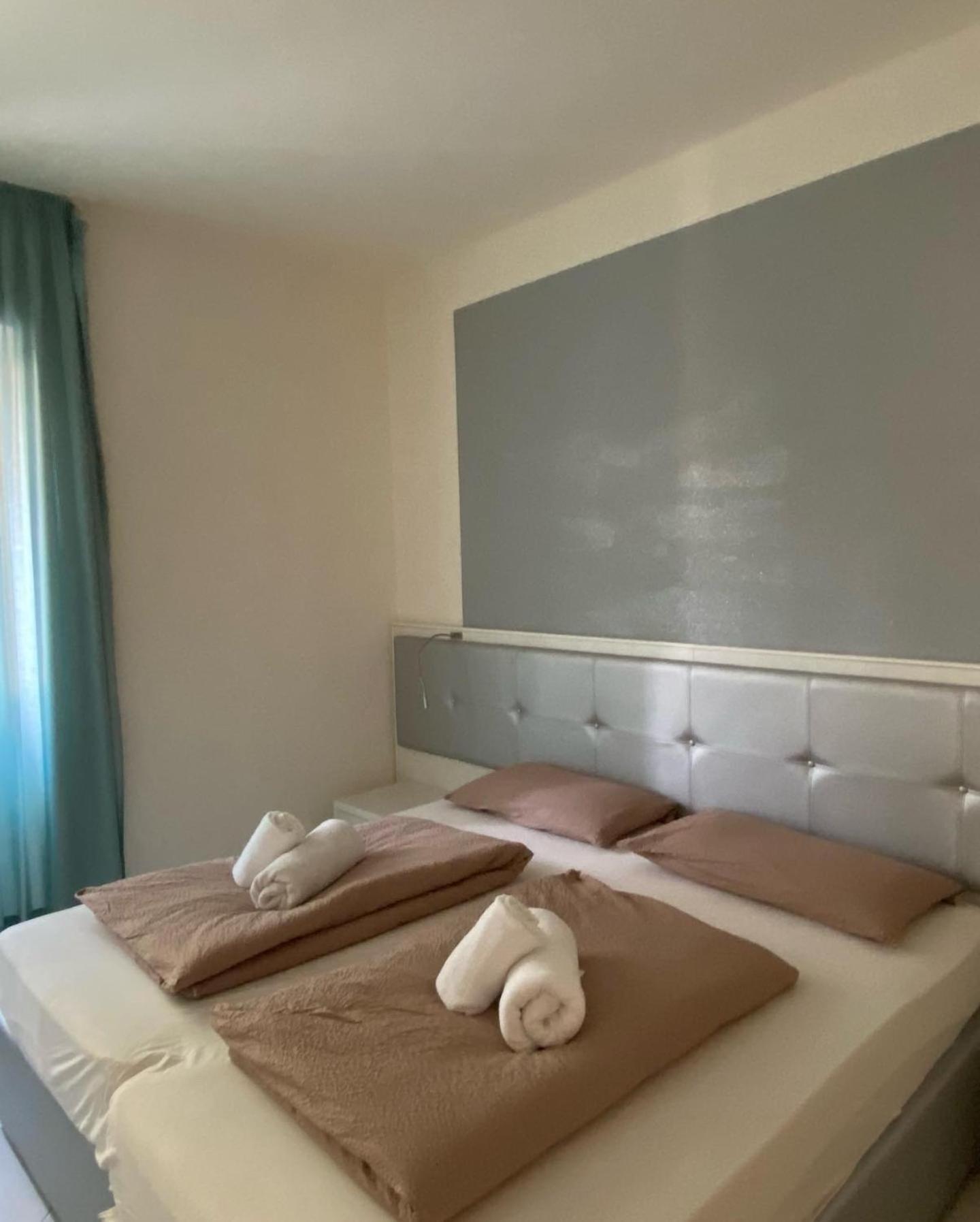 Villa Pifferi 말세진느 외부 사진